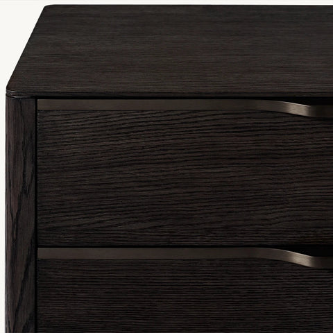 Pada 6-Drawer Dresser Pada 6-Drawer Dresser