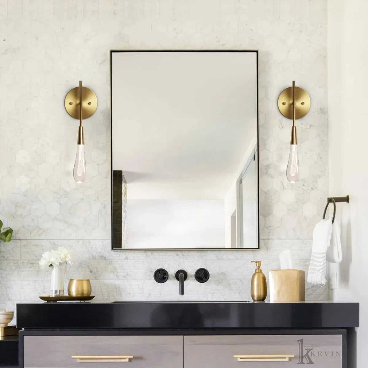 Soltion Sconce