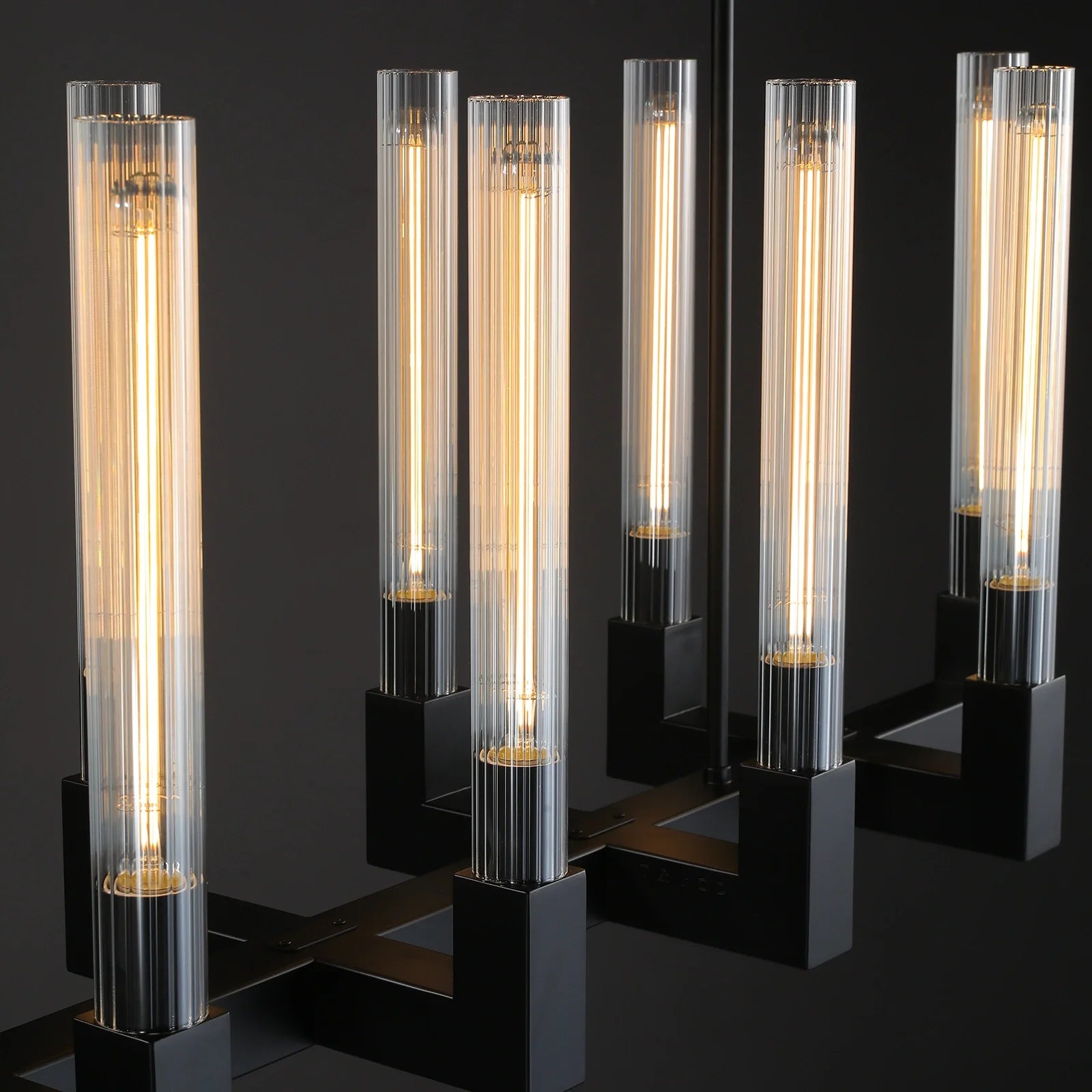 Danle Linear Chandelier