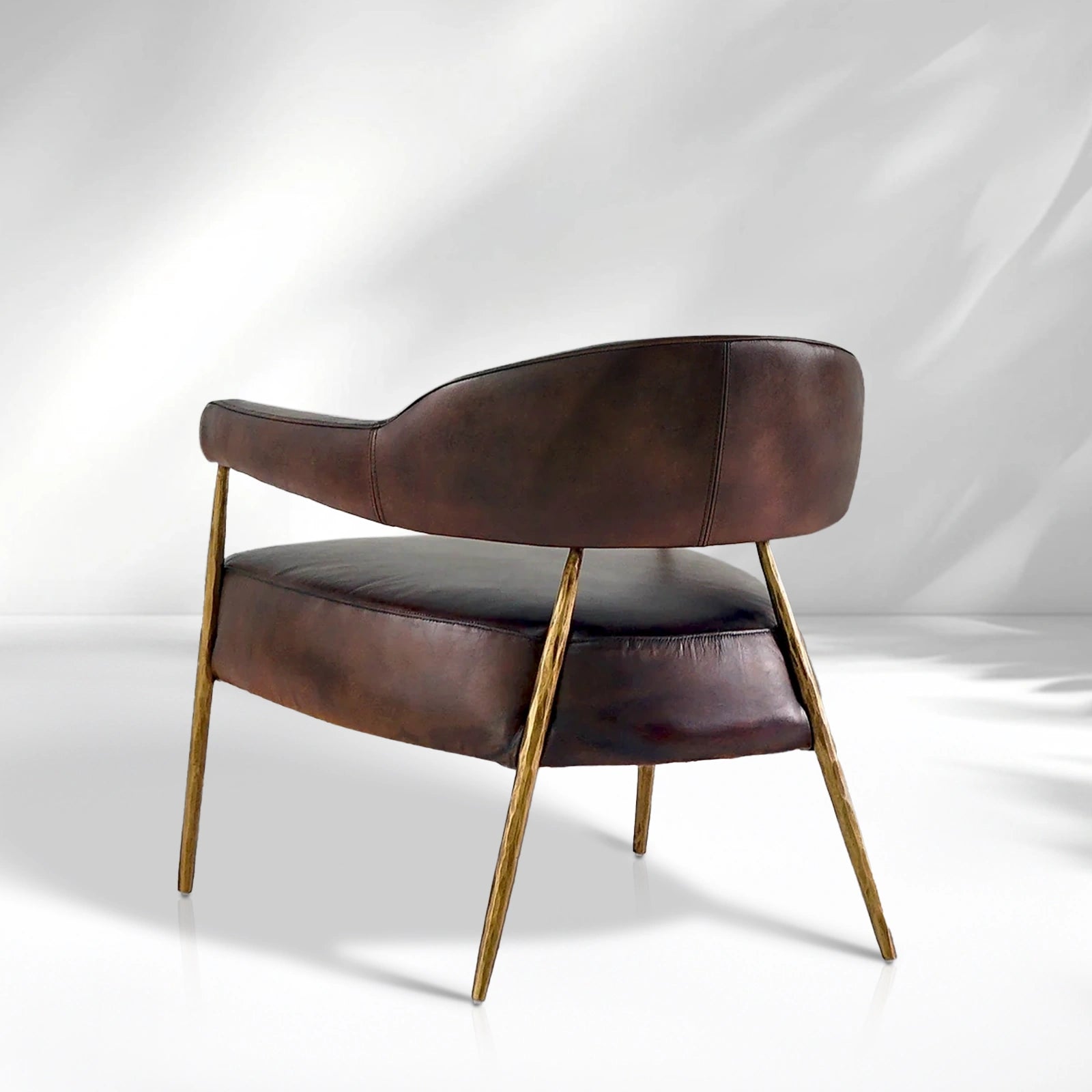 Giacometti semi-circular Leather Armchair