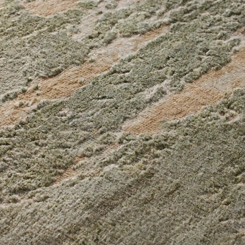 Wessyn Hand-Knotted Wool & Rayon Area Rug