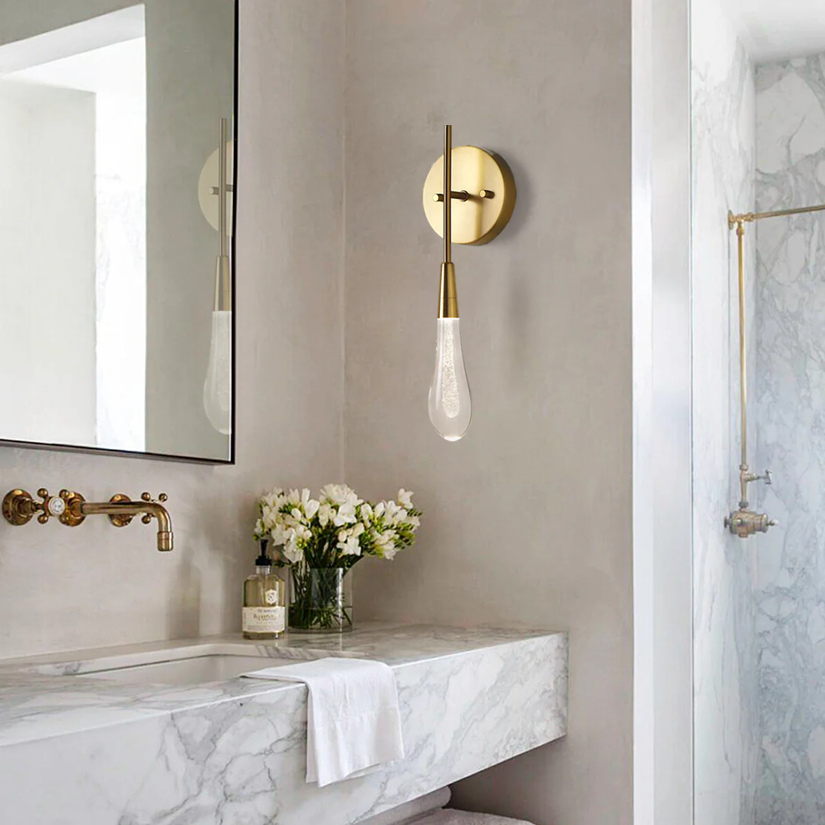 Soltion Sconce