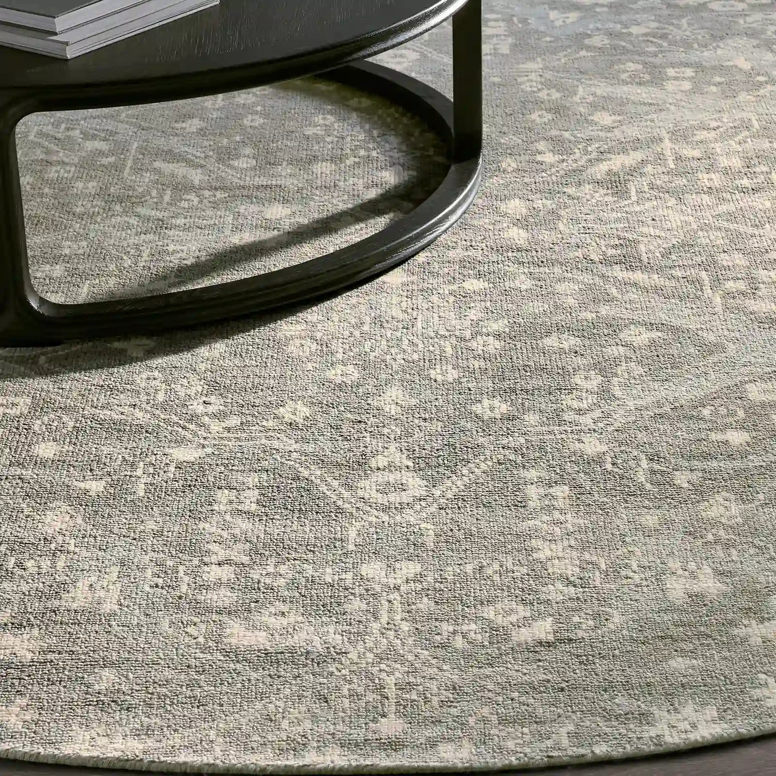 Faymynte Hand-Knotted Round Rug