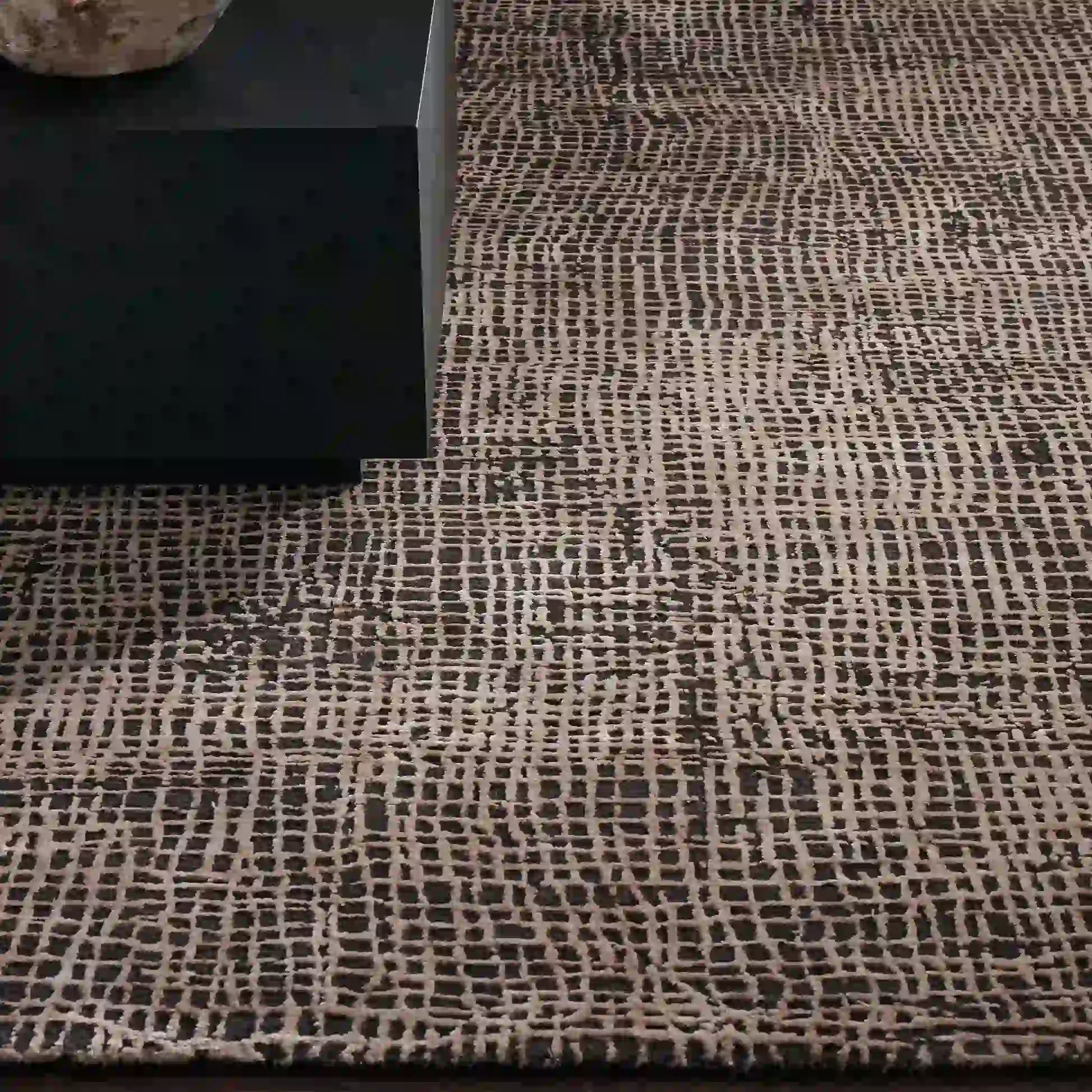 Fostra Modern Hand-Knotted Wool Rayon Area Rug