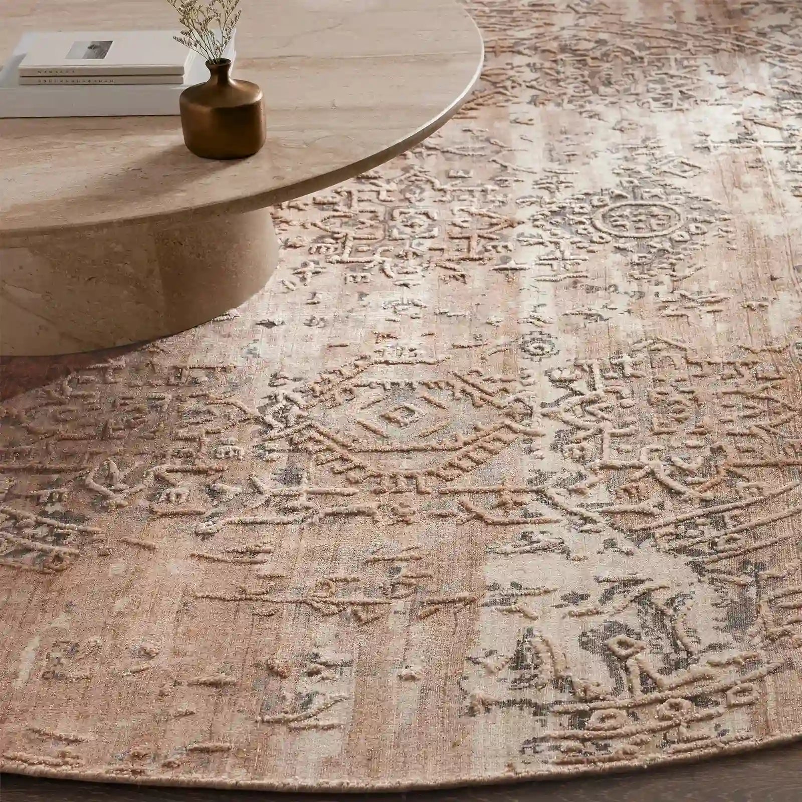 Harlowa Round Rug