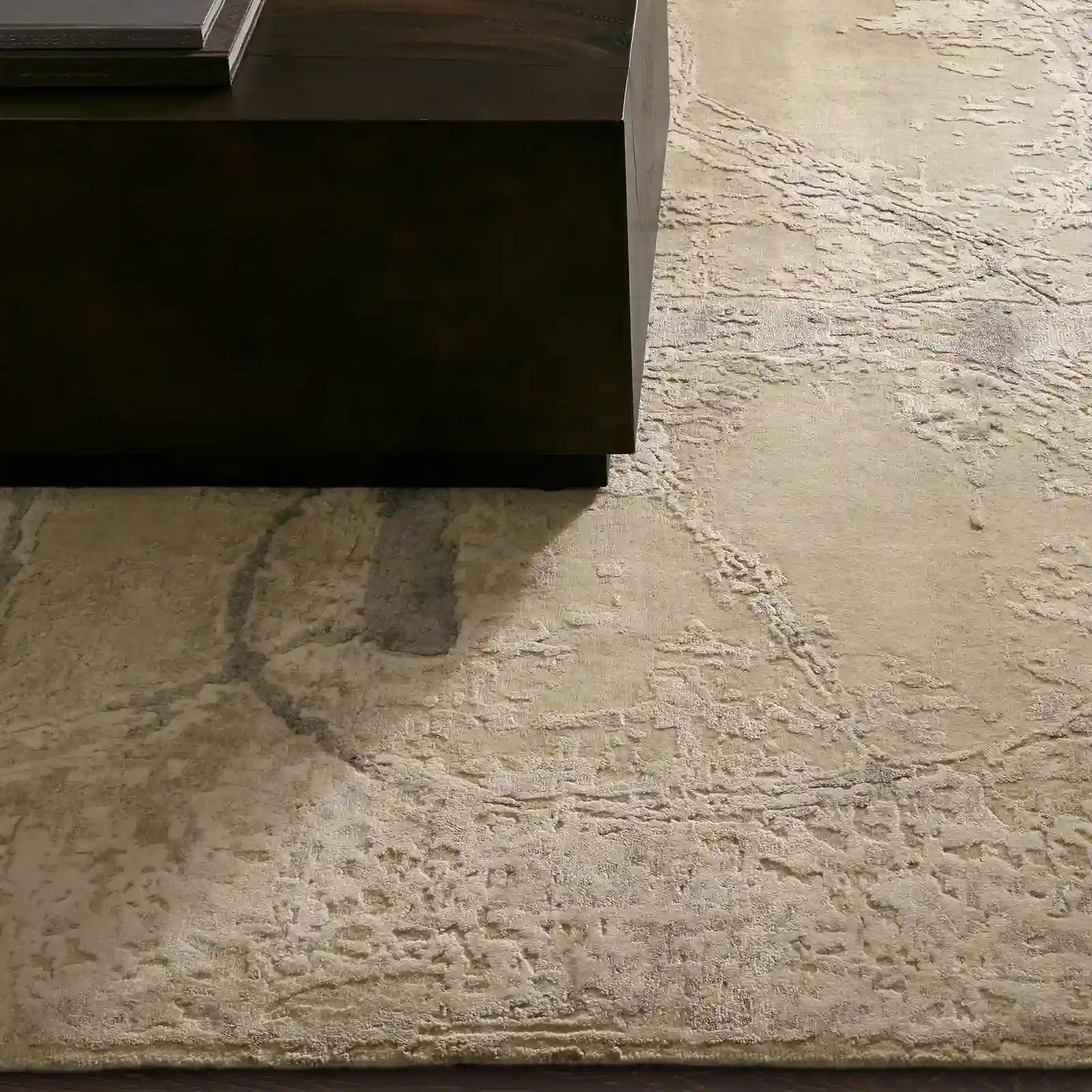 Bürka” Hand-Knotted Rug Collection
