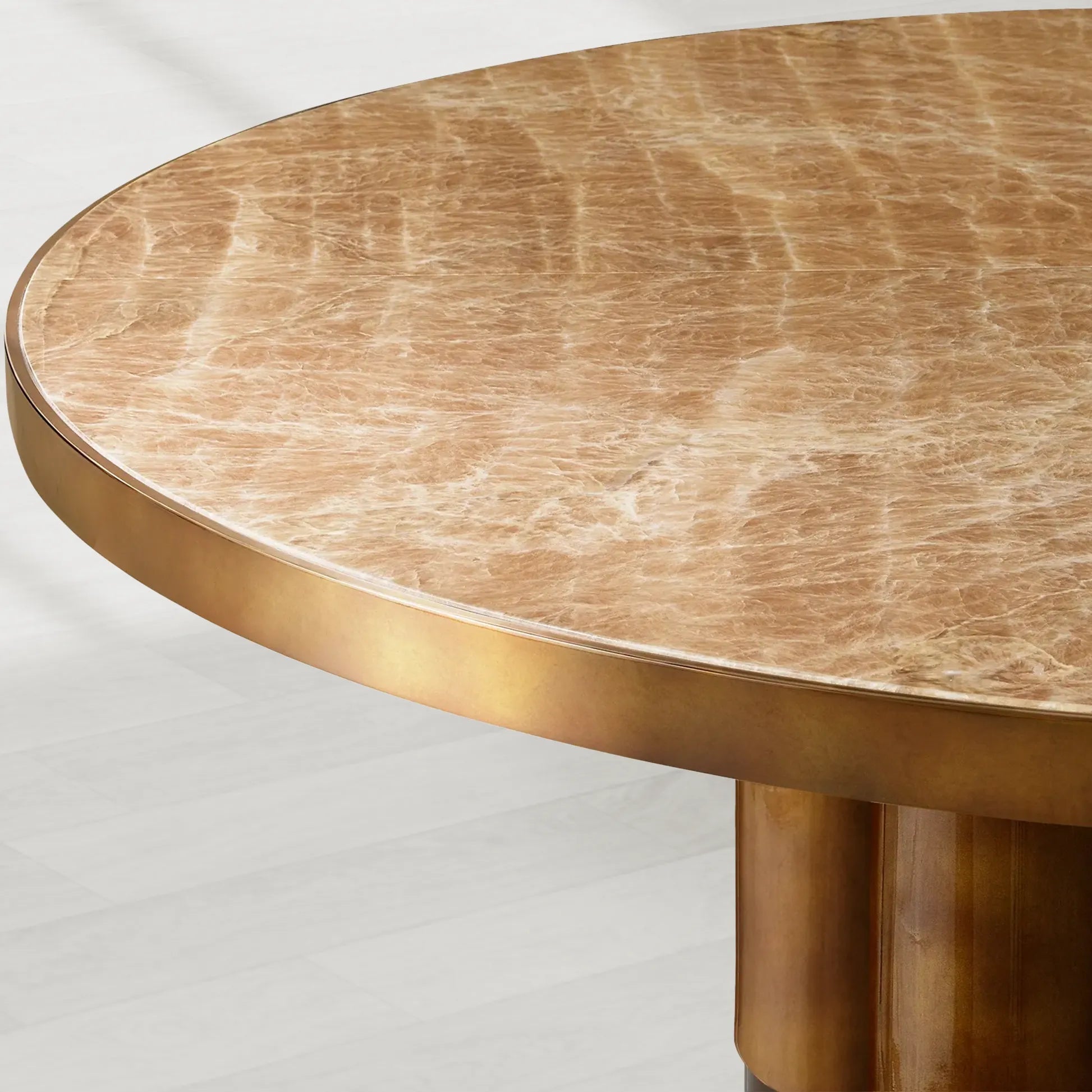 Onyx Tropez Vintage Round Dining Table