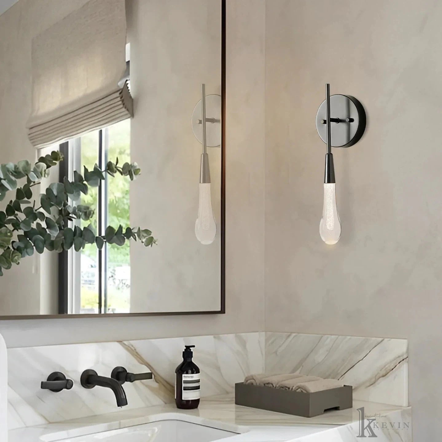 Soltion Sconce