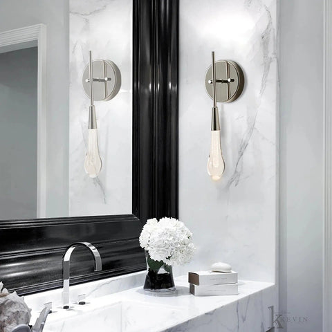 Soltion Sconce