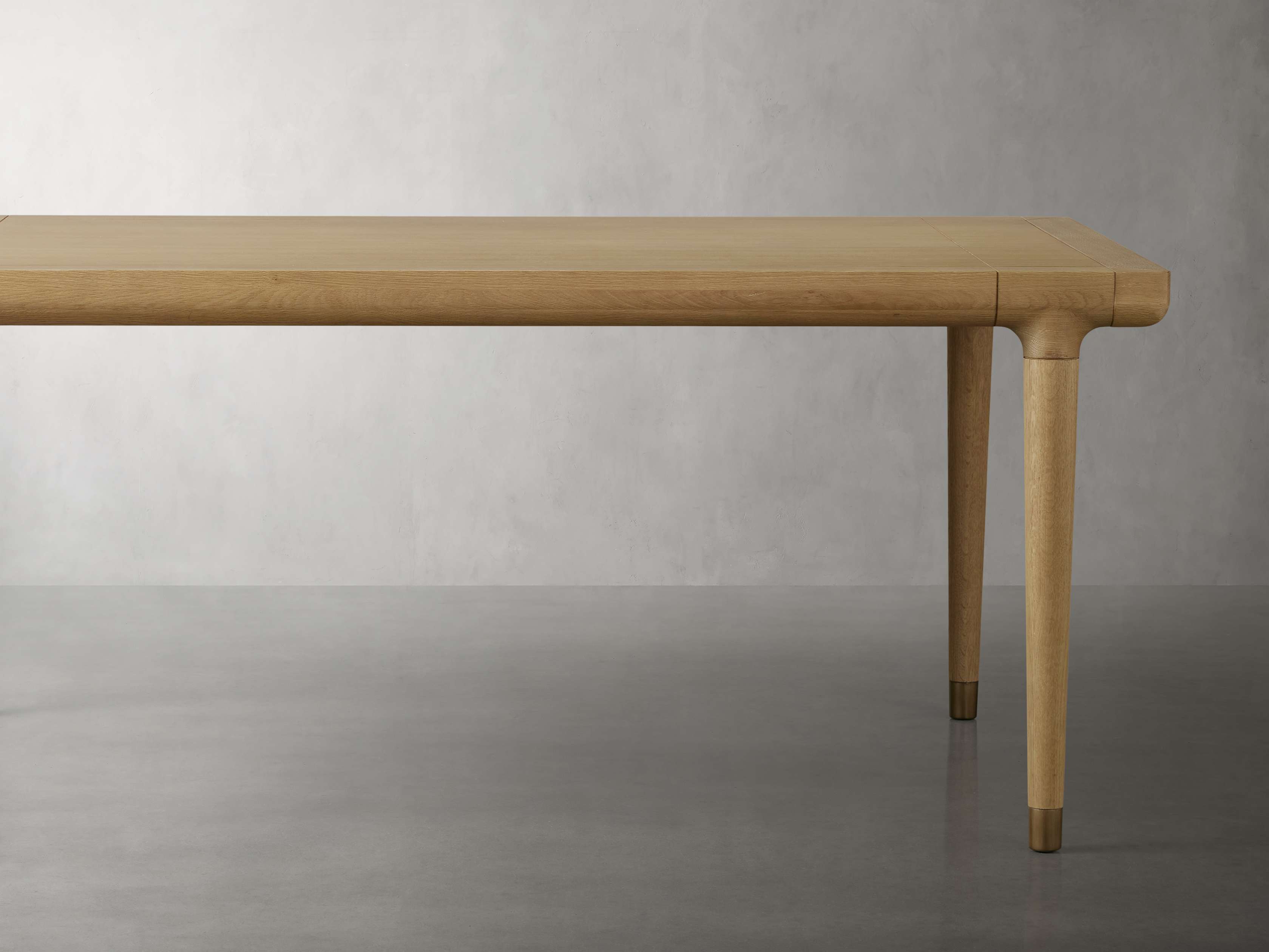 Eletta Dining Table