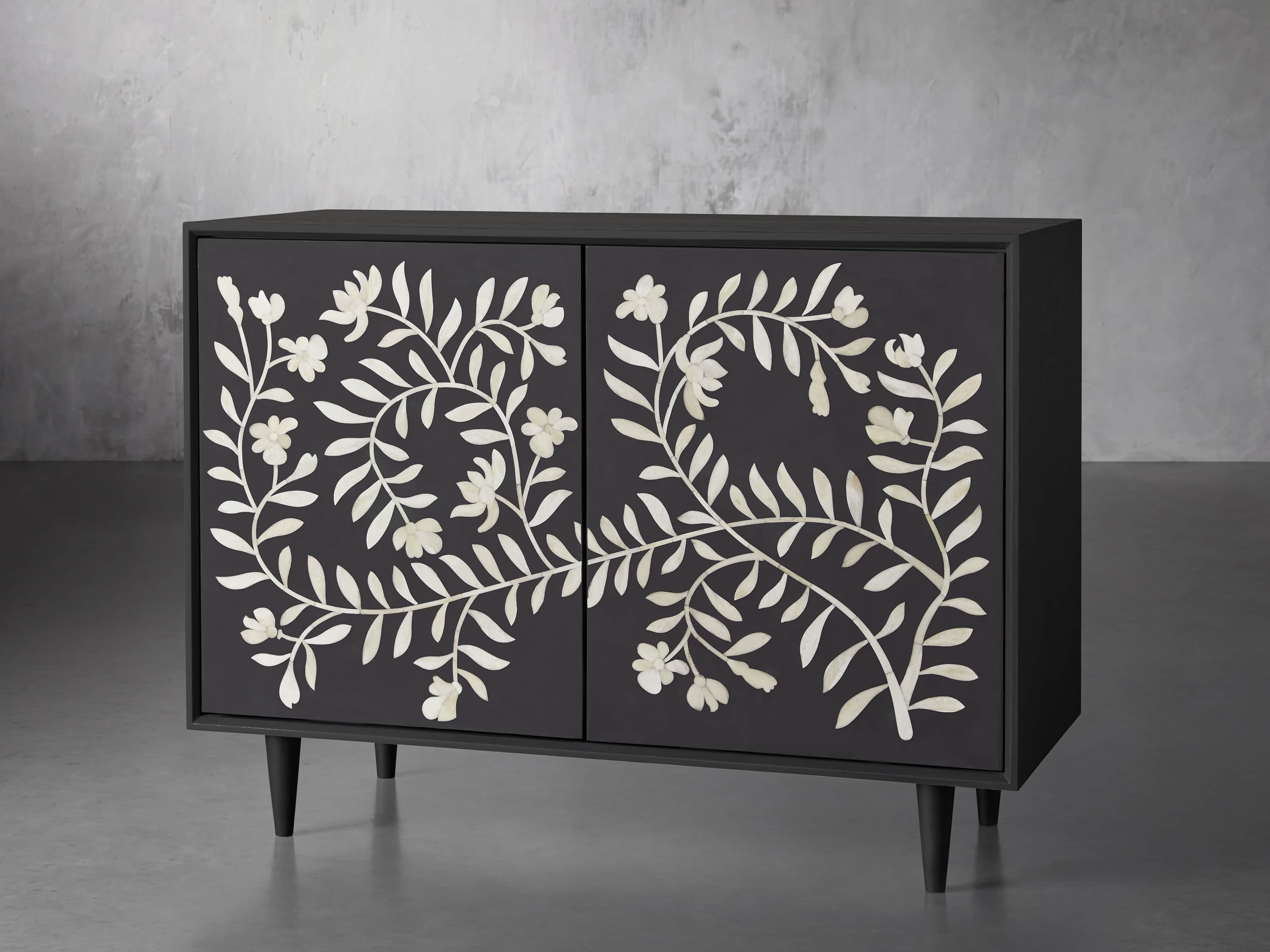 Divya Hall Chest