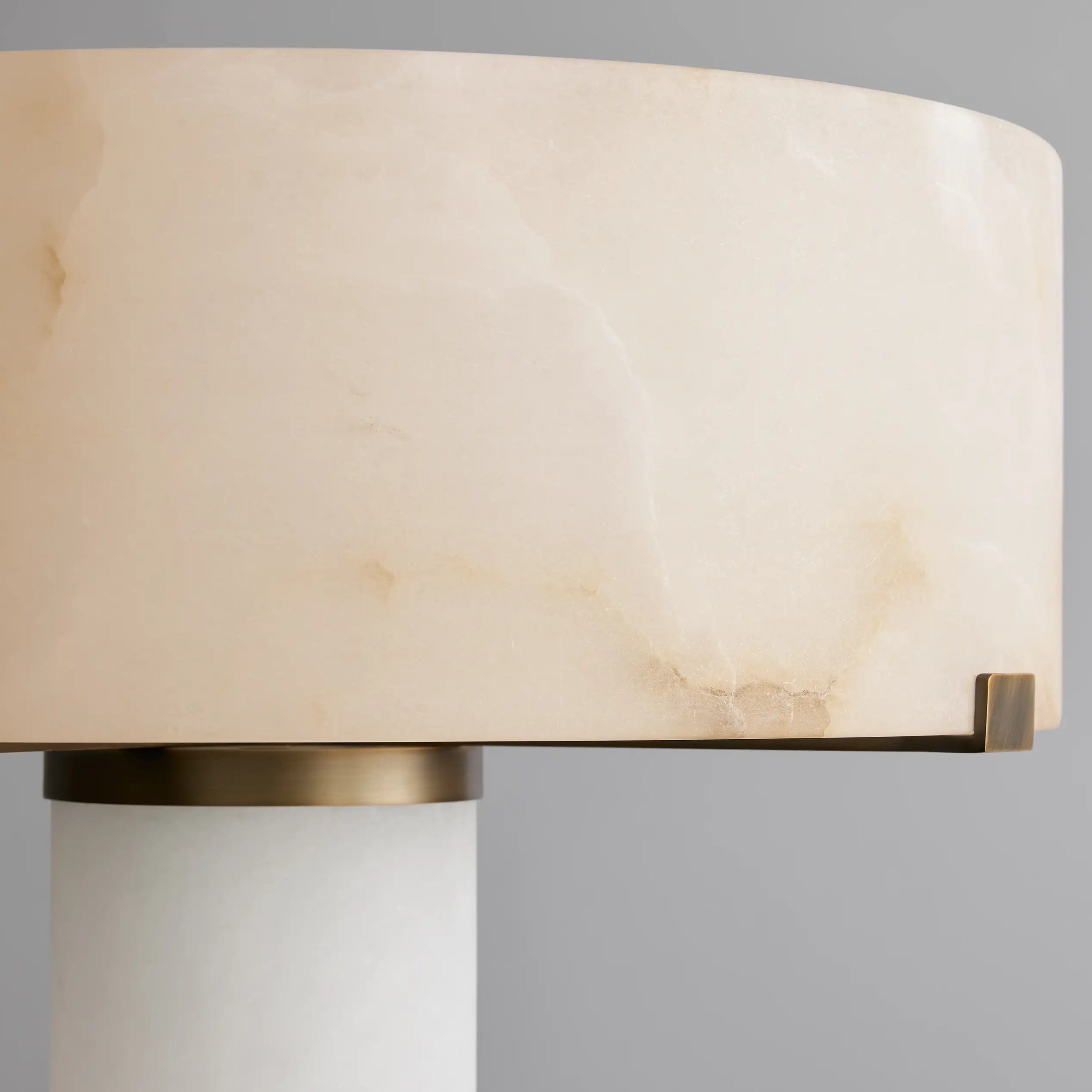 Fizze Alabaster Floor Lamp