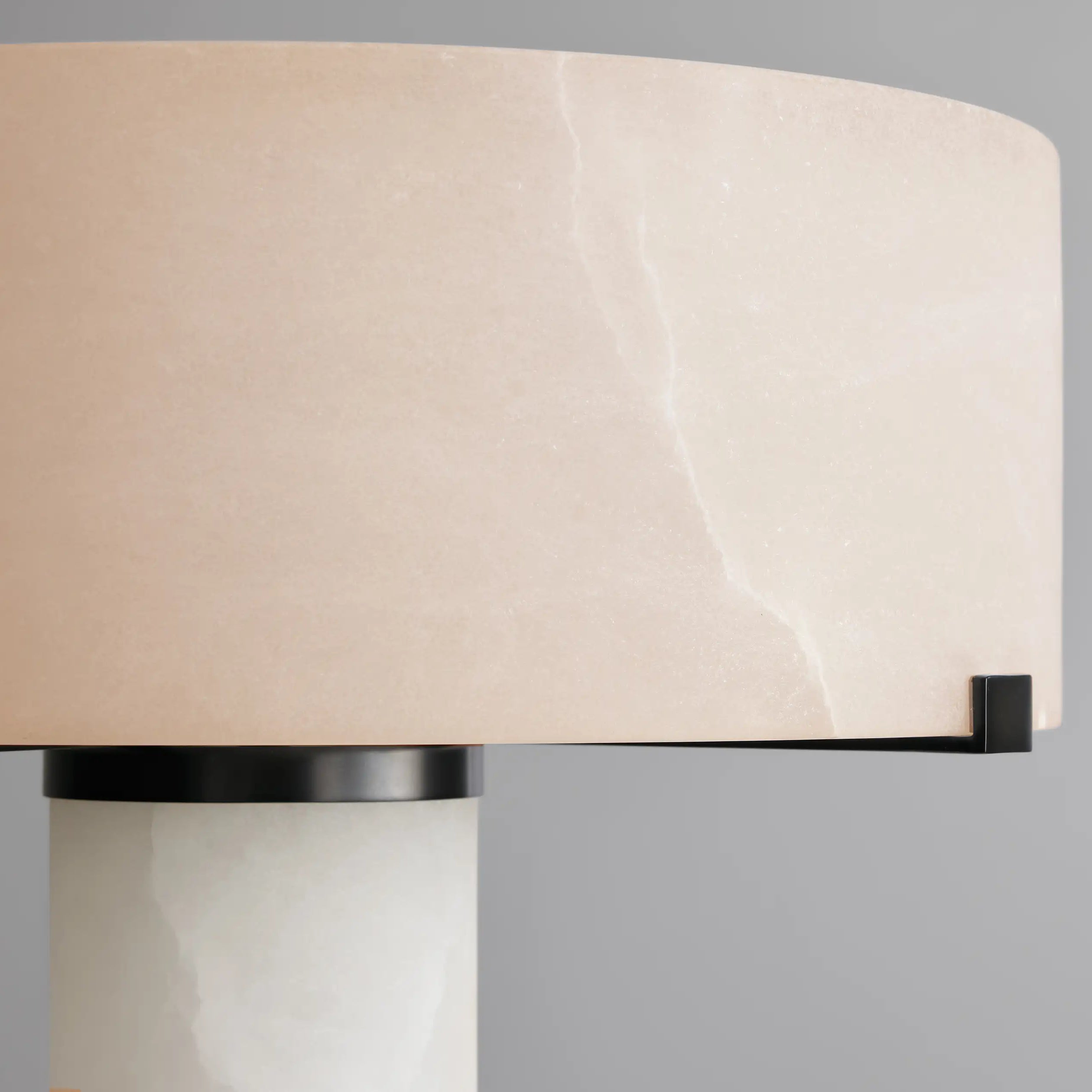 Fizze Alabaster Floor Lamp