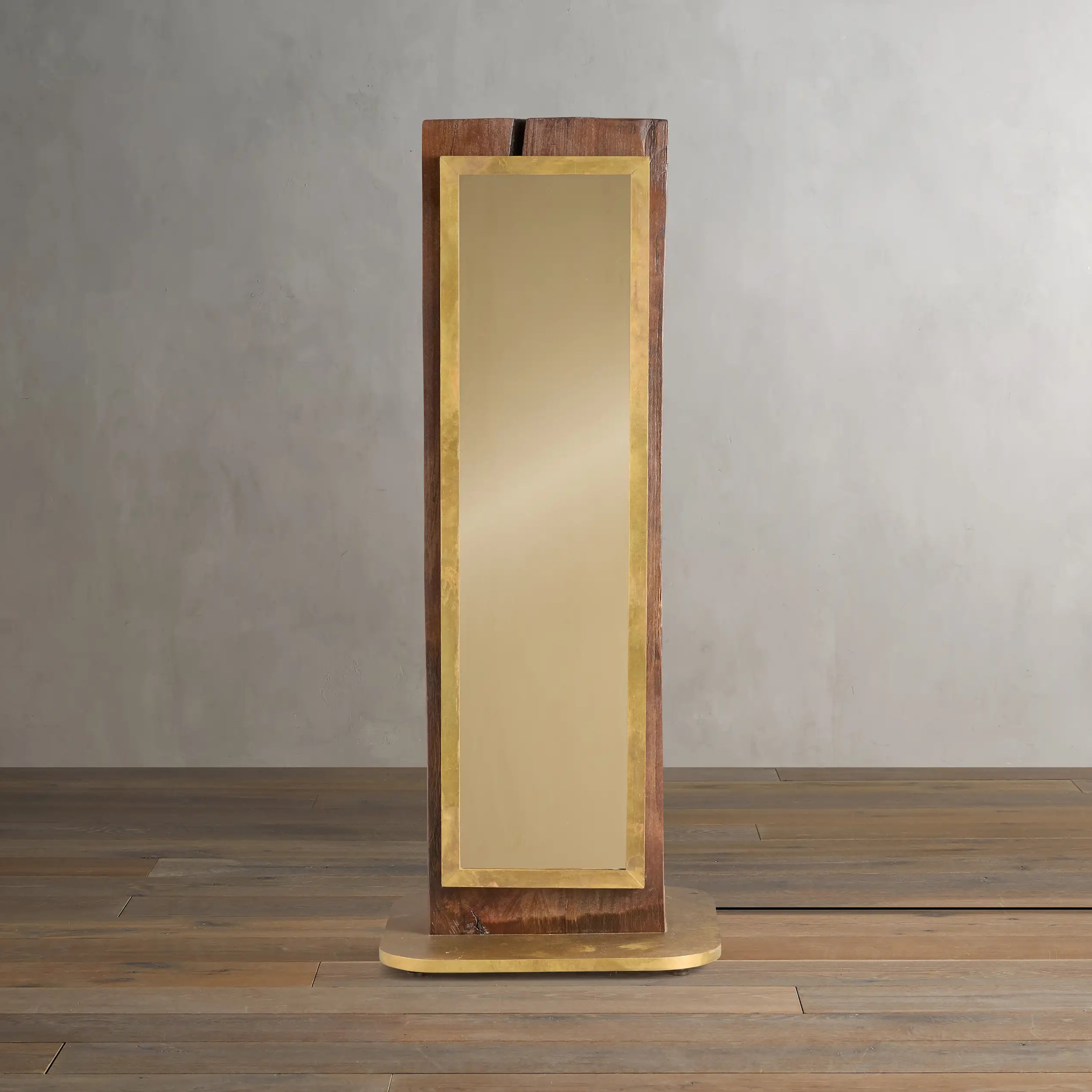 Vigas Floor Lamp