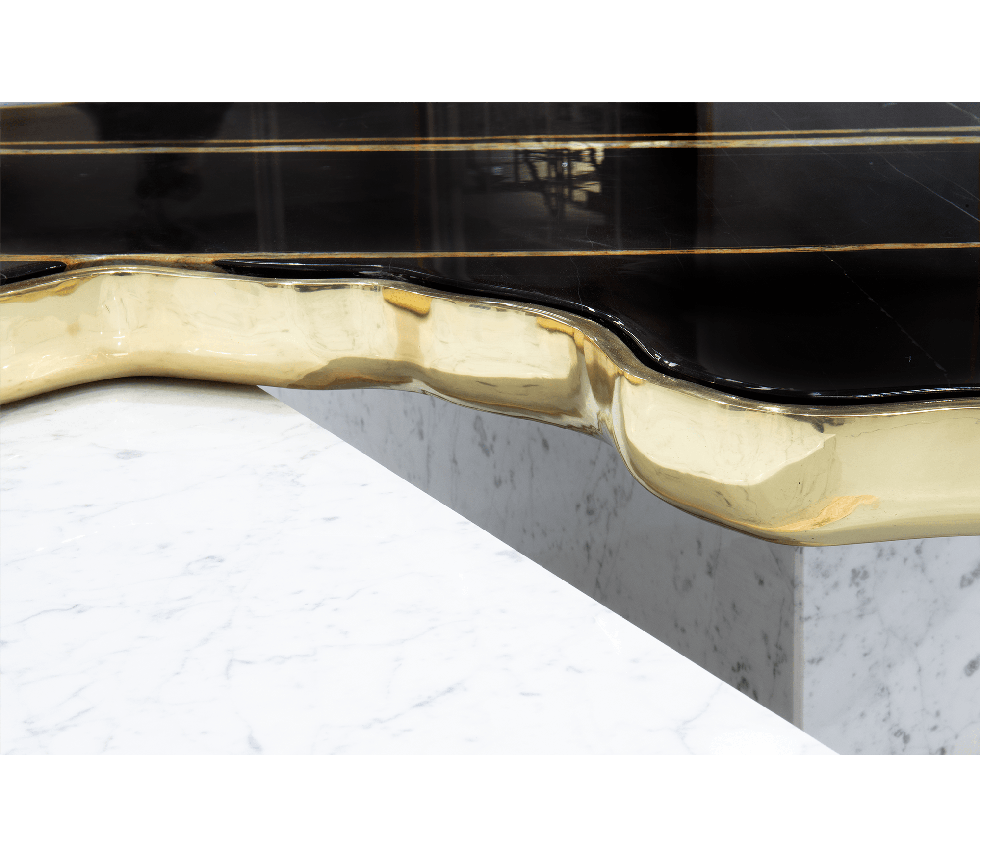 Luxury Sculptural Coffee Table Black & White High-Gloss Marble Finish