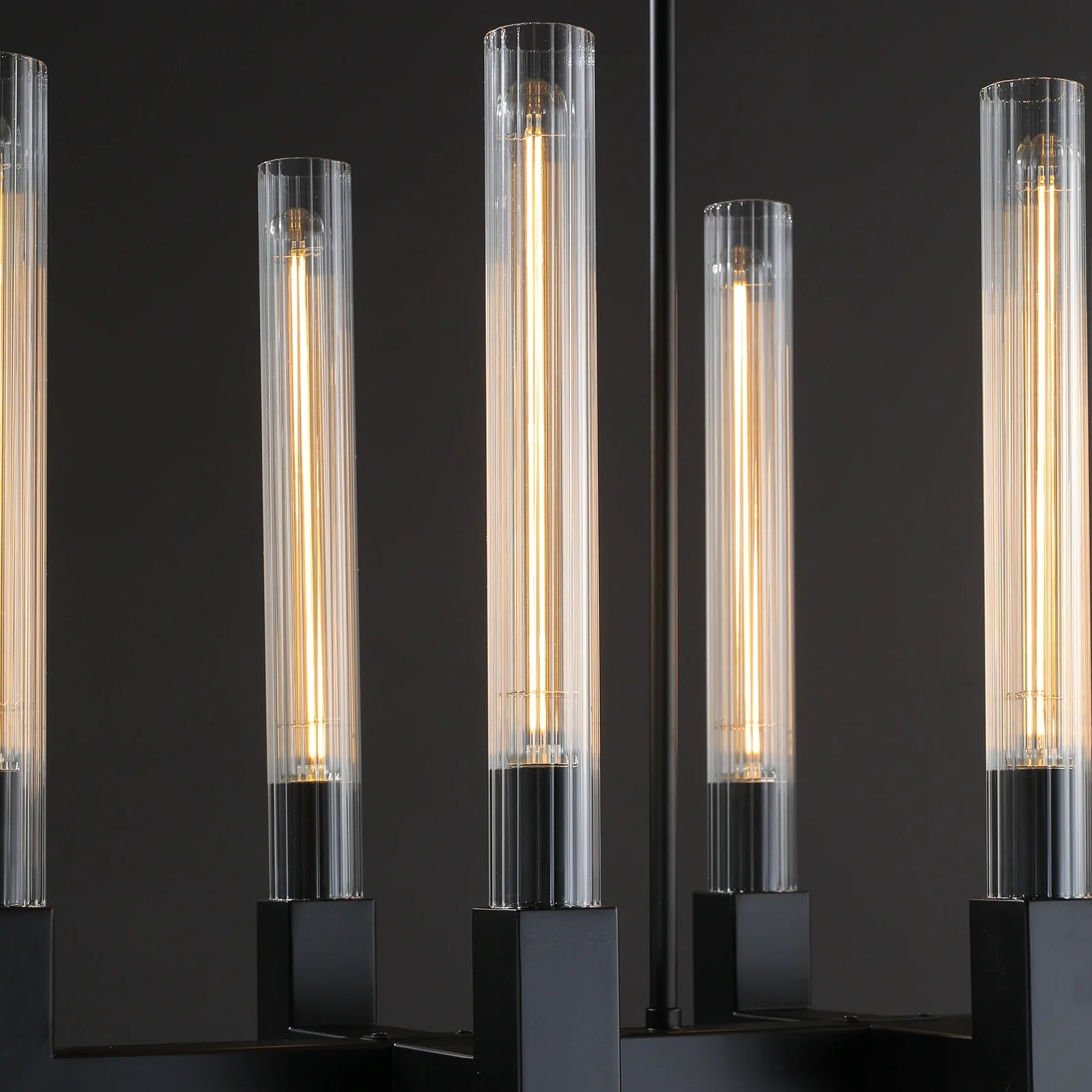 Danle Linear Chandelier