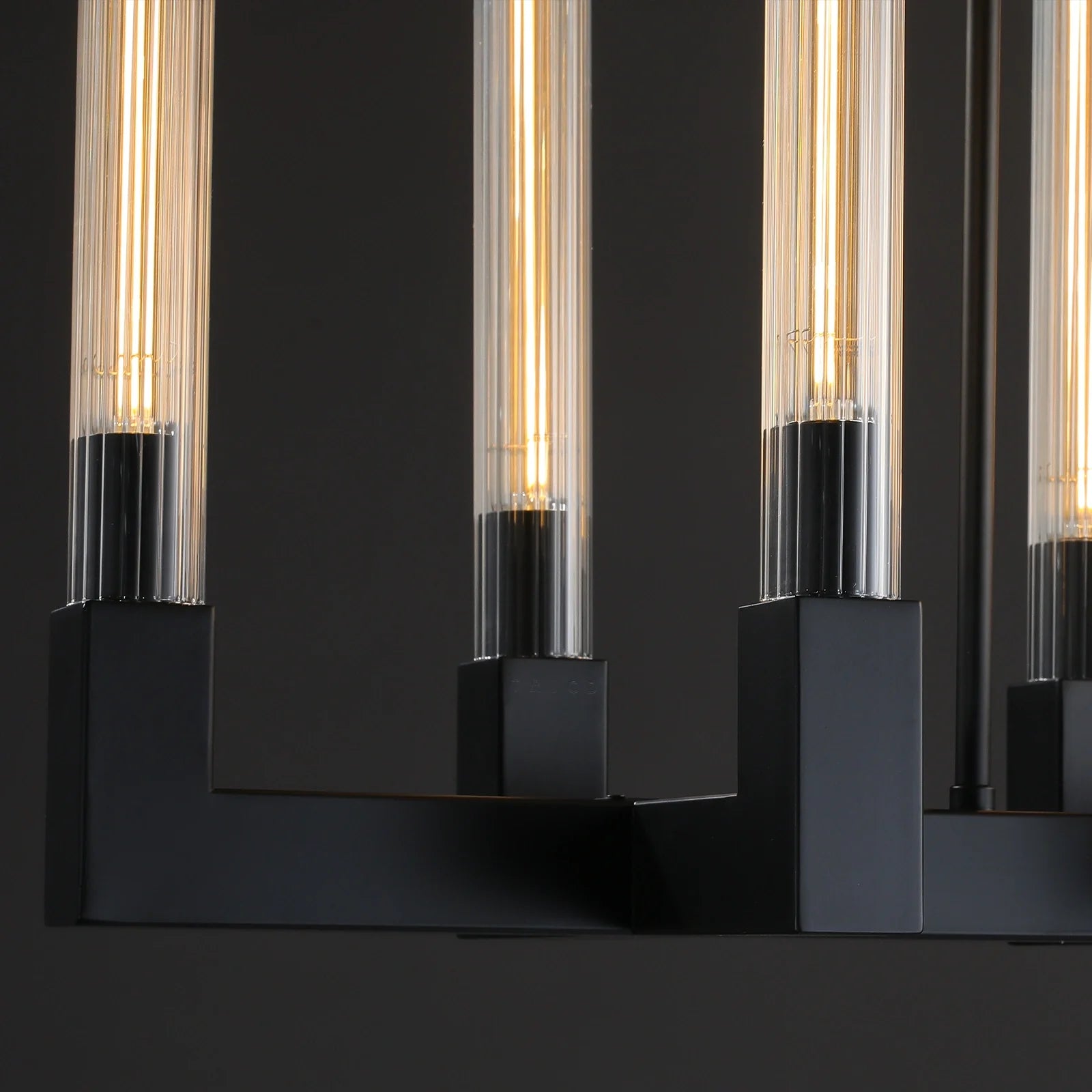 Danle Linear Chandelier