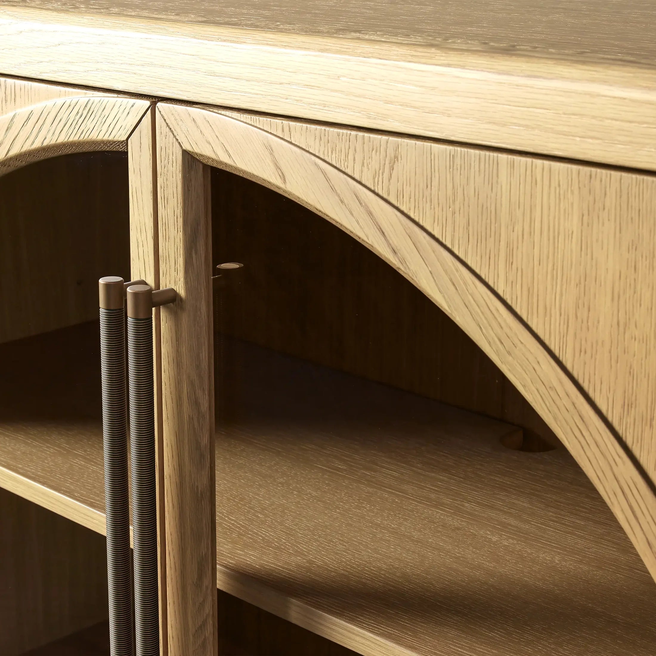 Hattior Hall Chest
