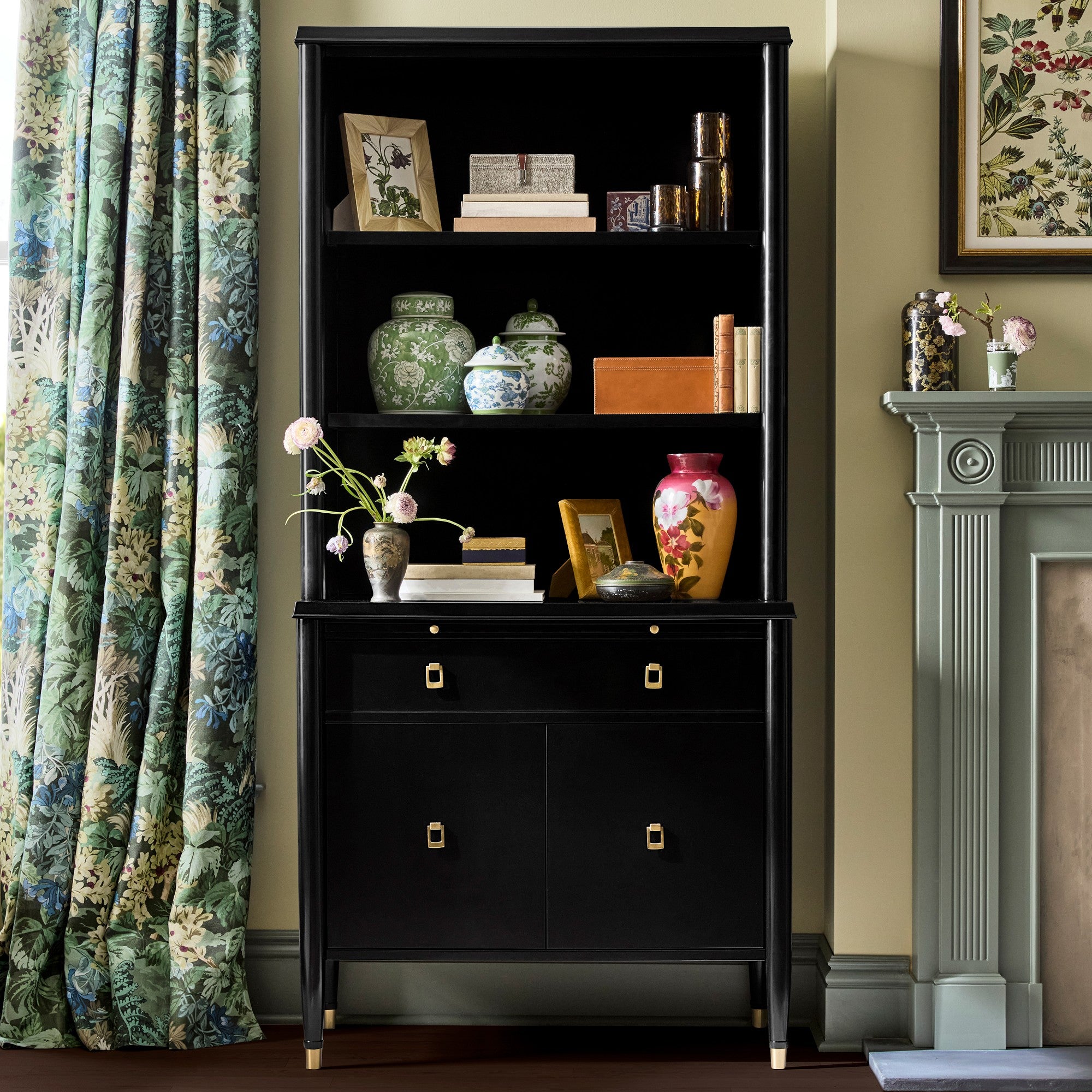 Lavenir Storage Hutch