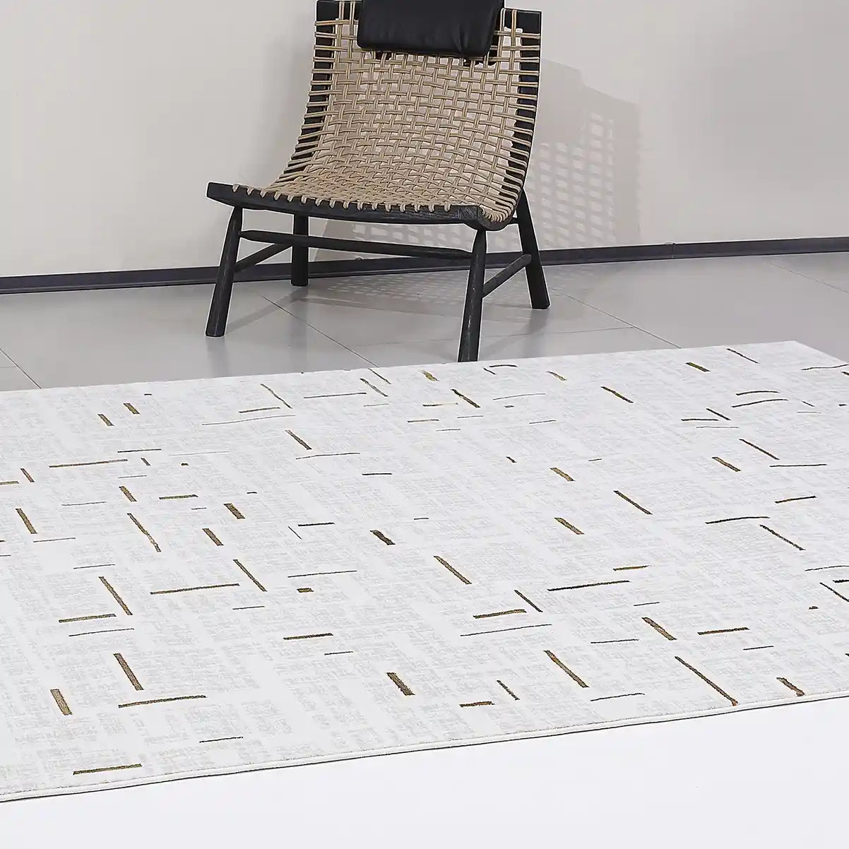 LiuJin Gilded Line Abstract Ivory Area Rug