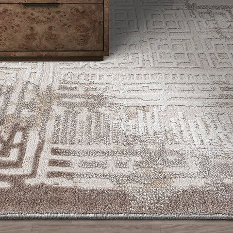 Safei Layered Geometric Calm Area Rug