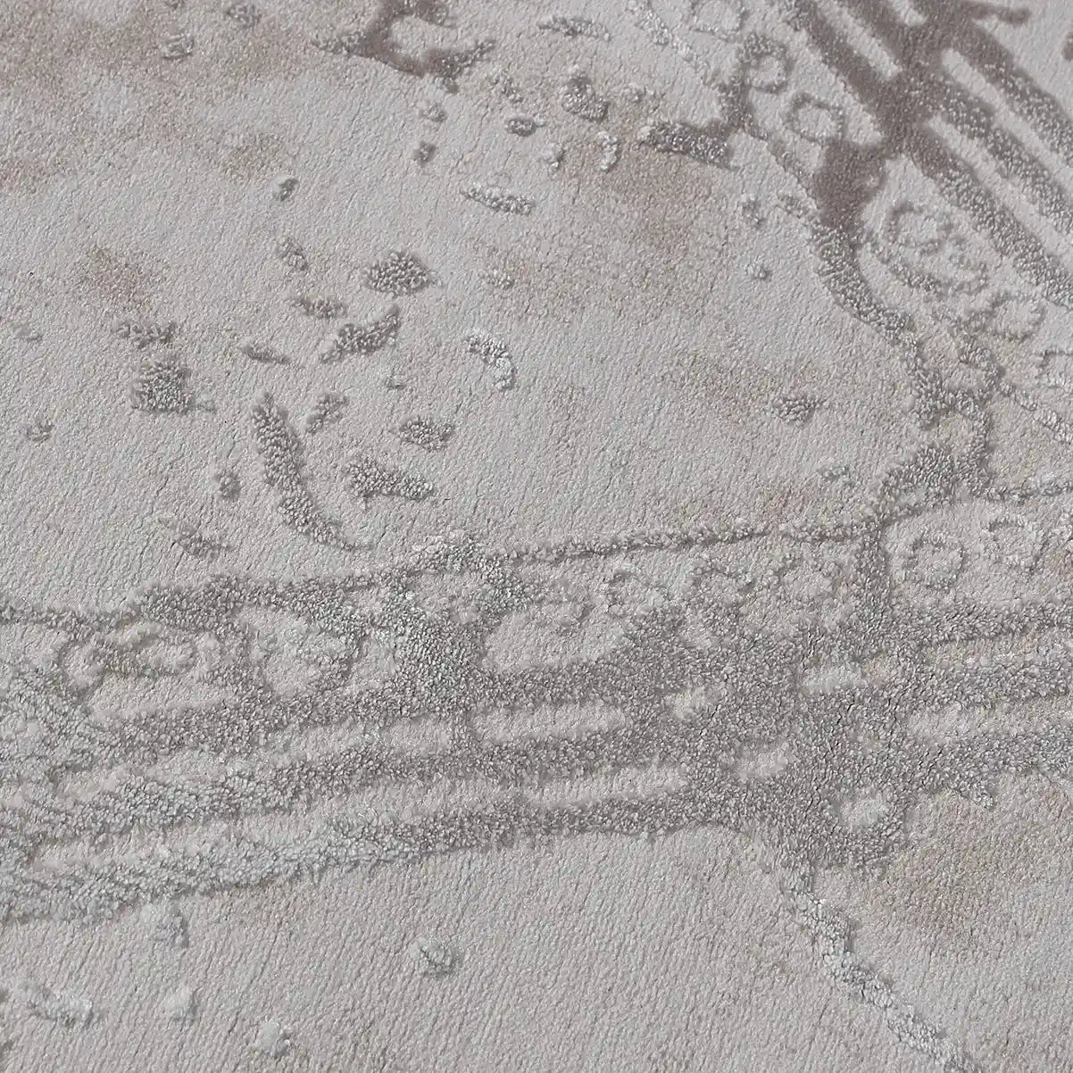 Safei Layered Geometric Calm Area Rug