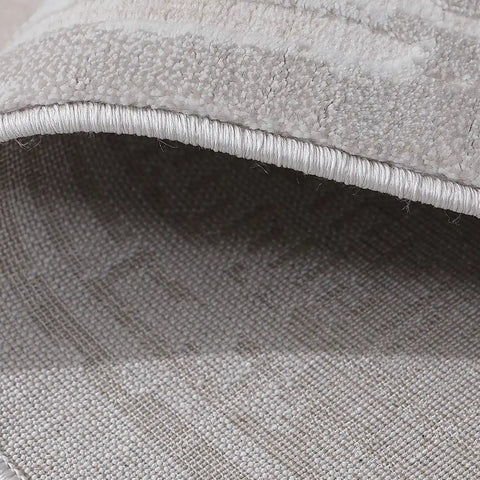 Safei Layered Geometric Calm Area Rug