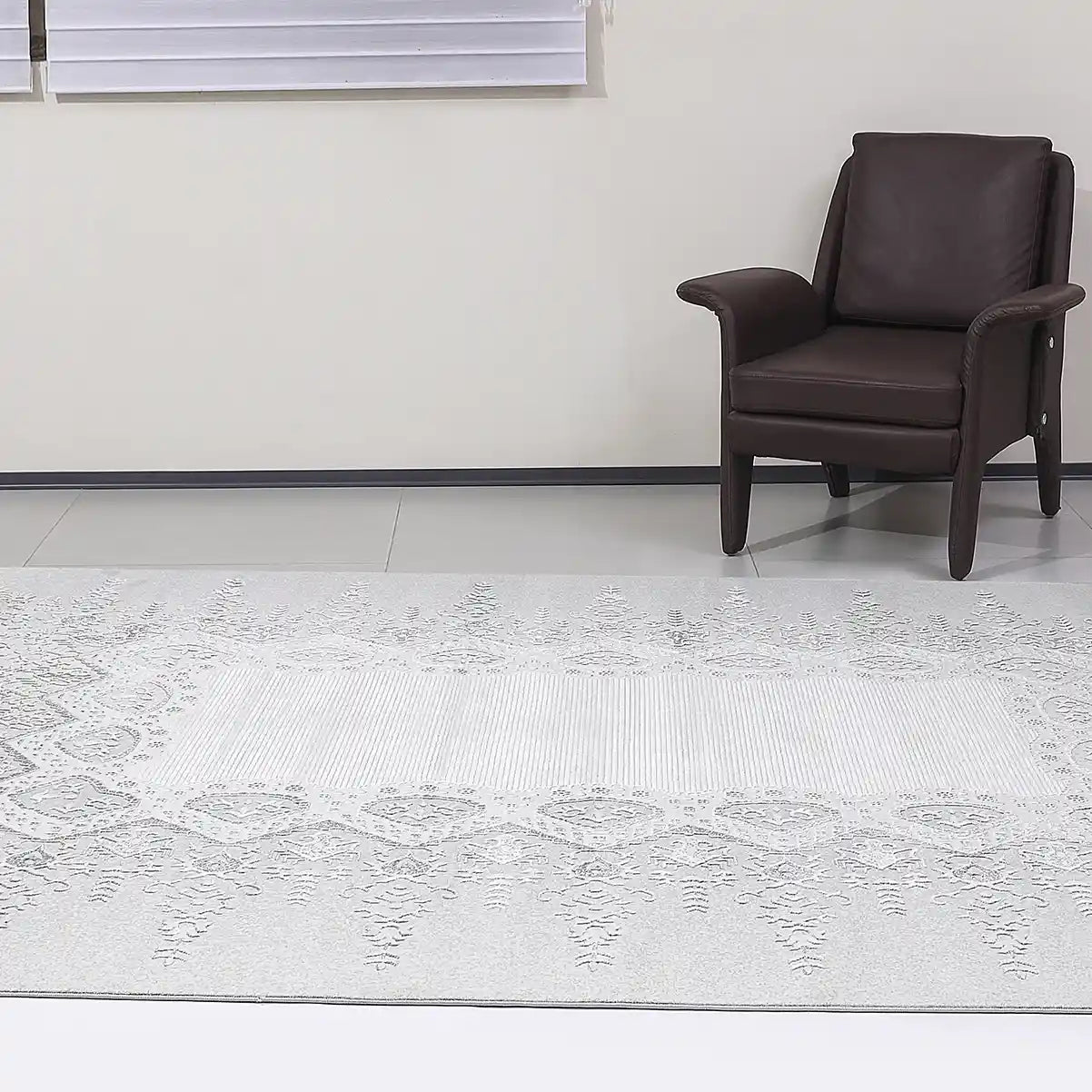 Shafei Ornamental Border Calm Interior Area Rug