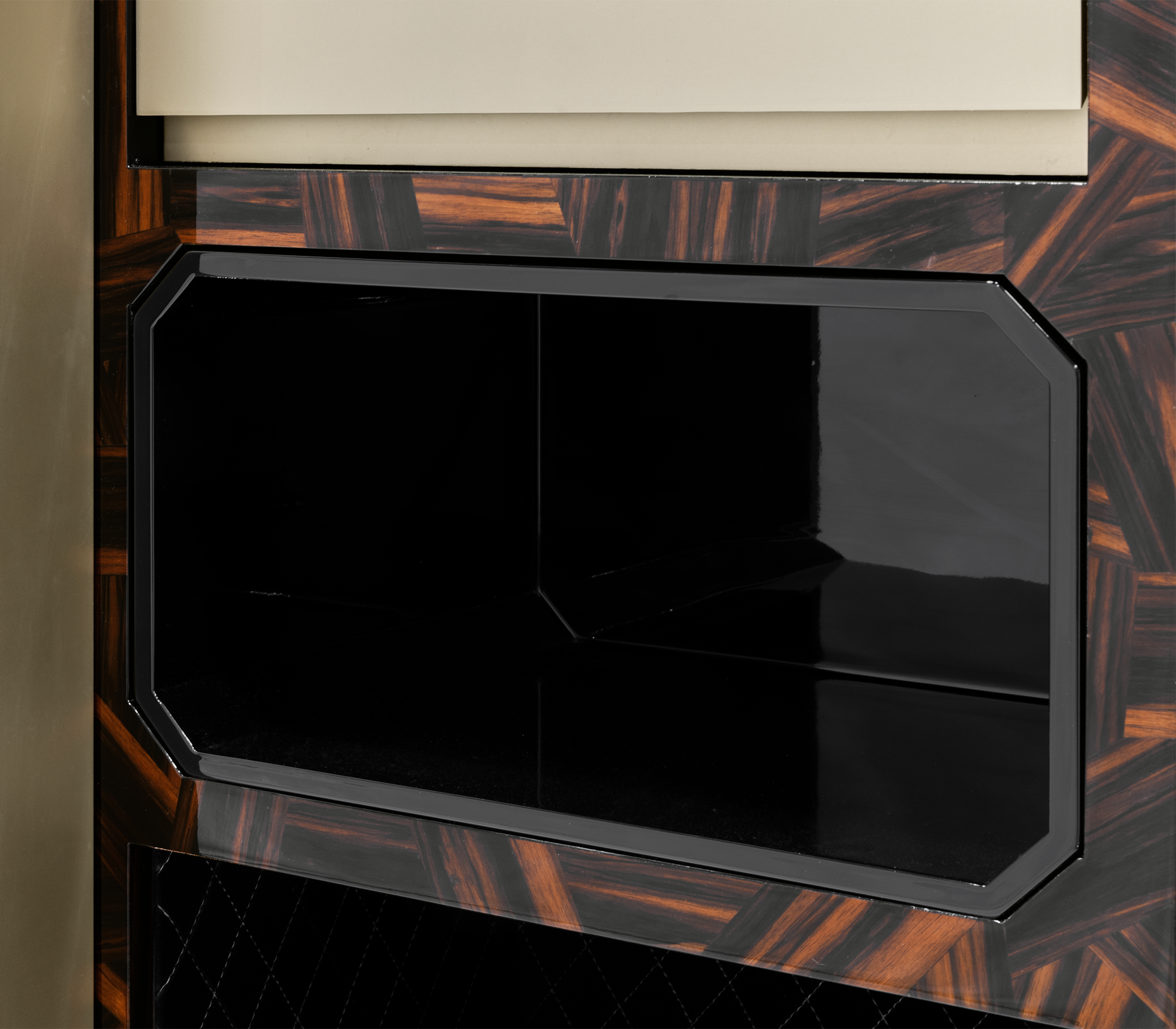 Baron Safe with Electric Opening System, Gold-Plated Brass