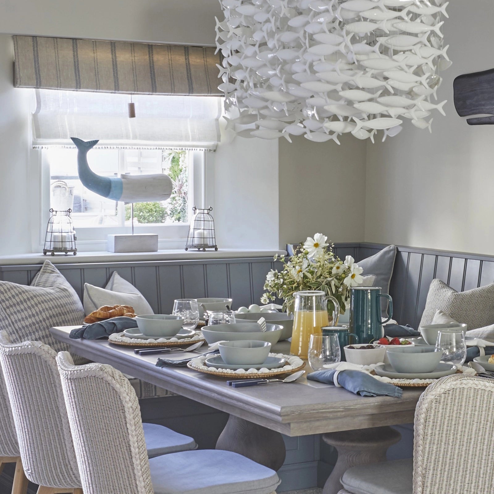Shoal Oval Shape Porcelain Fish Chandelier