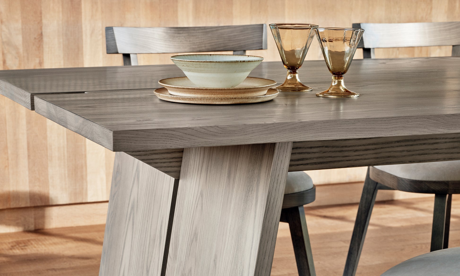 Carlisy Wood Dining Table