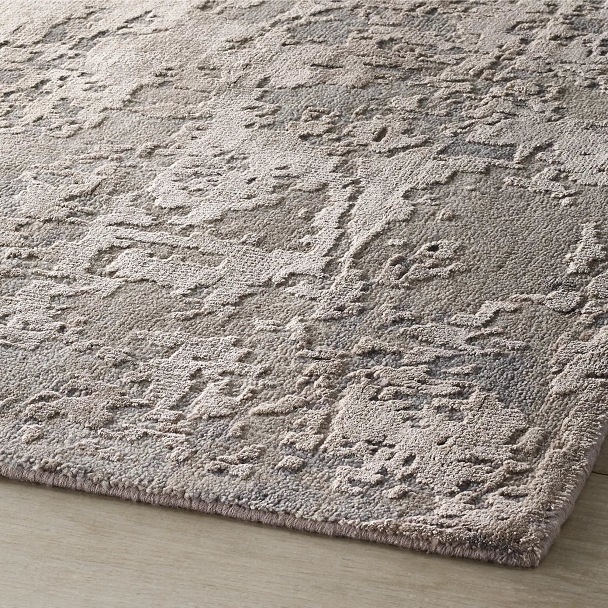 Rakur Hand-Knotted Rug