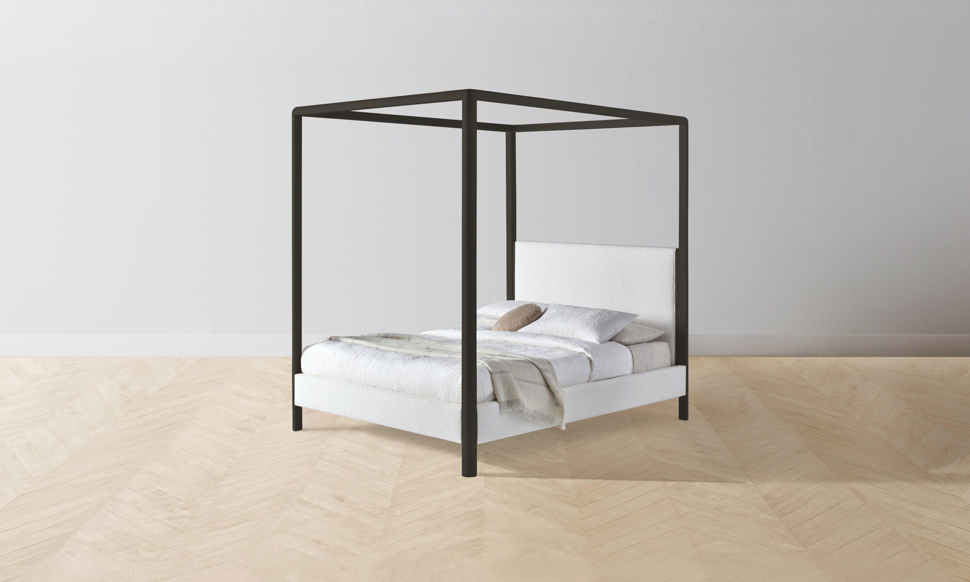 Thompson Canopy Performance Bouclé Polar Bed