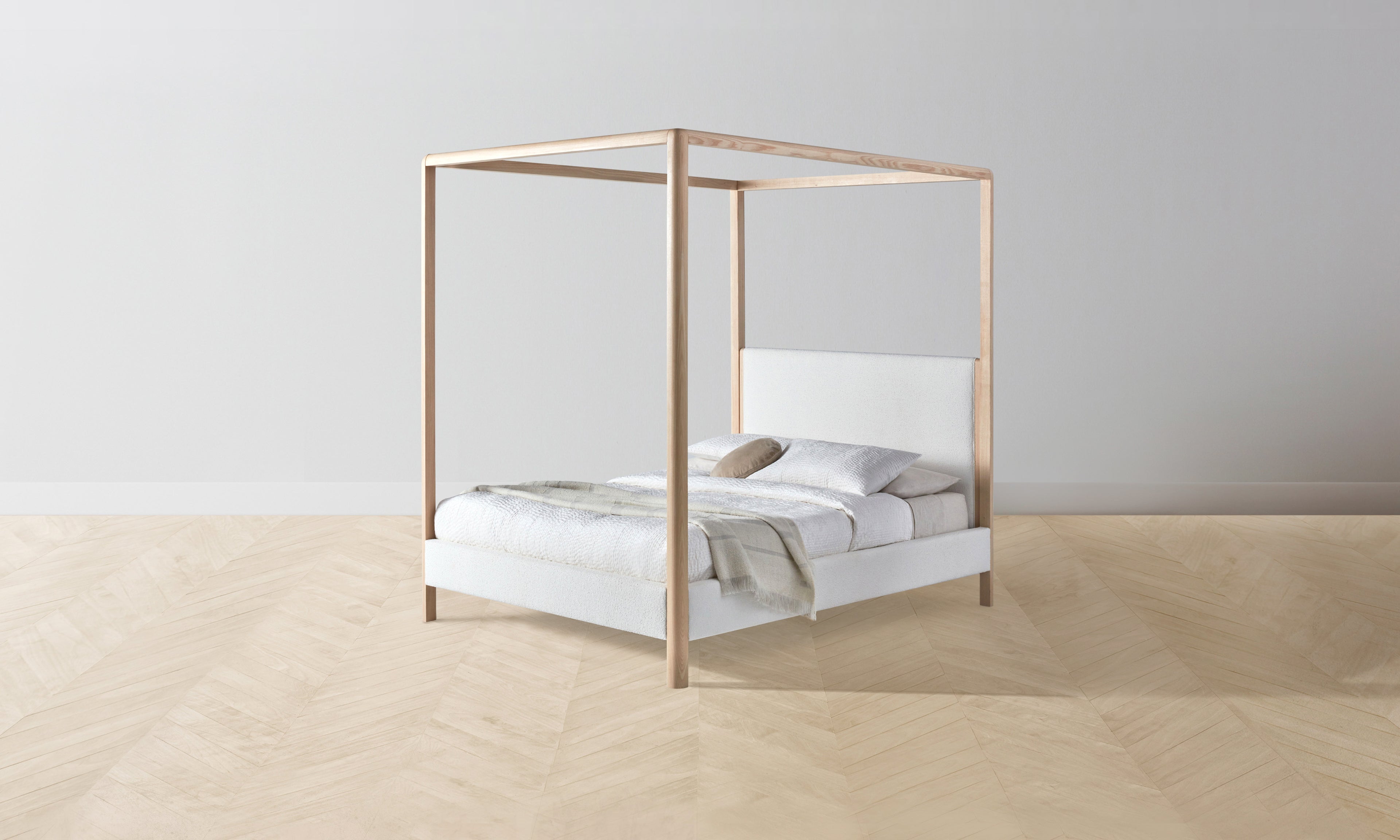 Thompson Canopy Performance Bouclé Polar Bed